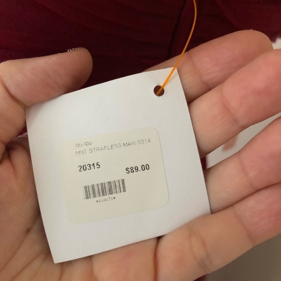 Minuet Strapless Tulle Formal Gown Sweetheart Neckline Rhinestone Belt Red NWT S - Picture 4 of 5